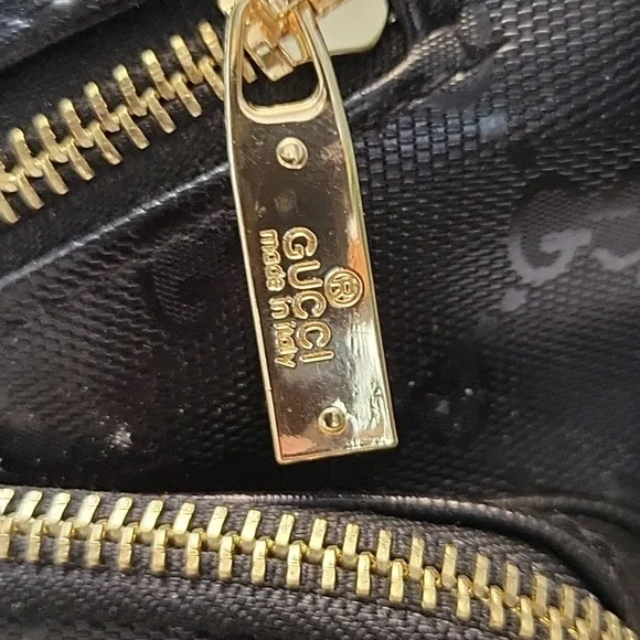 Inspired Crossbody Bag with Red and Green Strap - Picture 3 of 7